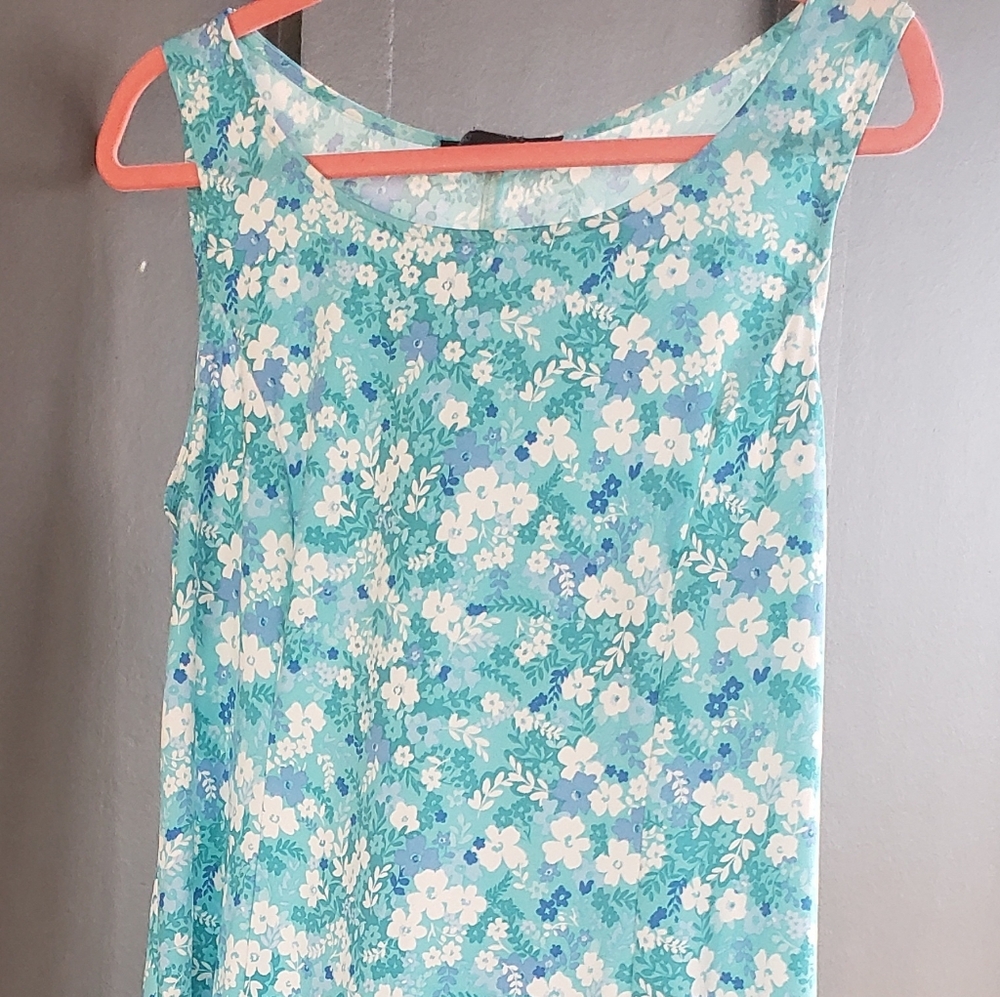 Floral Sleeveless Dress in Blue and White